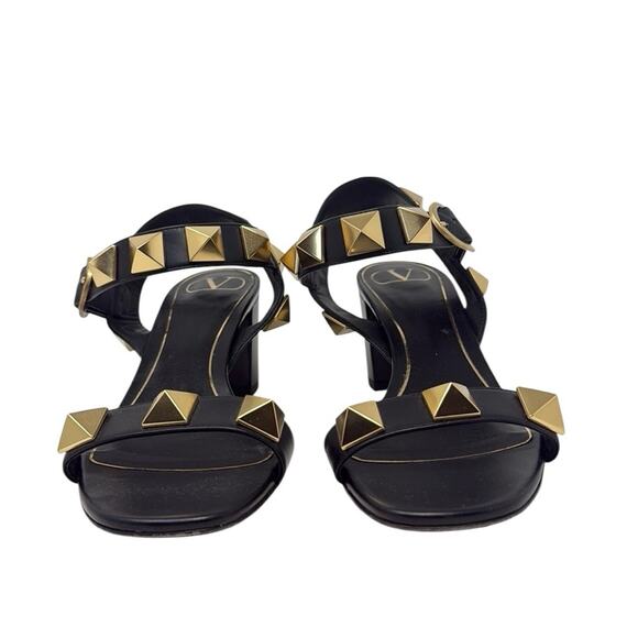 Valentino Garavani Roman Stud Sandals Leather Mid Heel Black Gold Size 38.5 - Picture 3 of 10